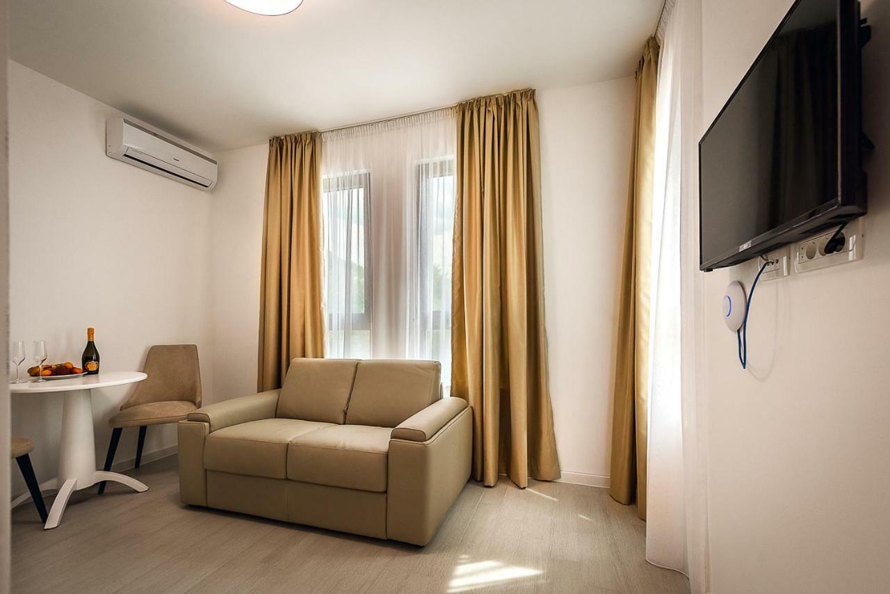 Adria Lux Apartmens 2 سفيتي ستيفان المظهر الخارجي الصورة